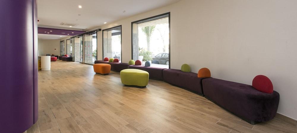 California Apartments Salou Exterior photo