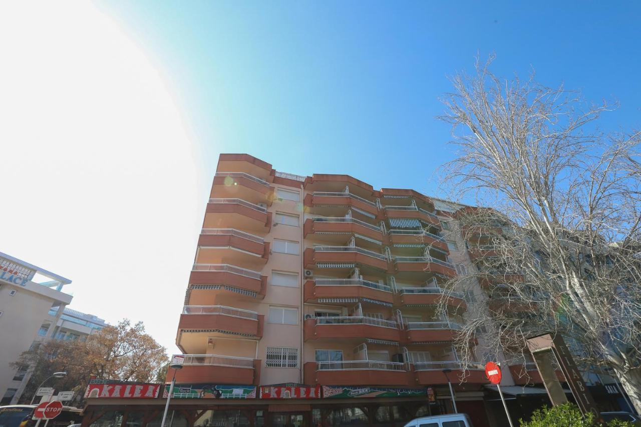 California Apartments Salou Exterior photo